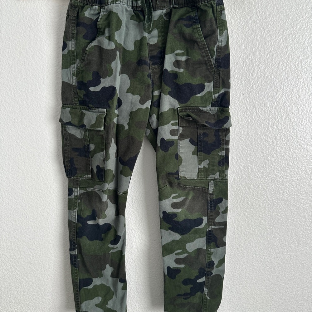 Cat & Jack Green and Black Jogger Sweatpants